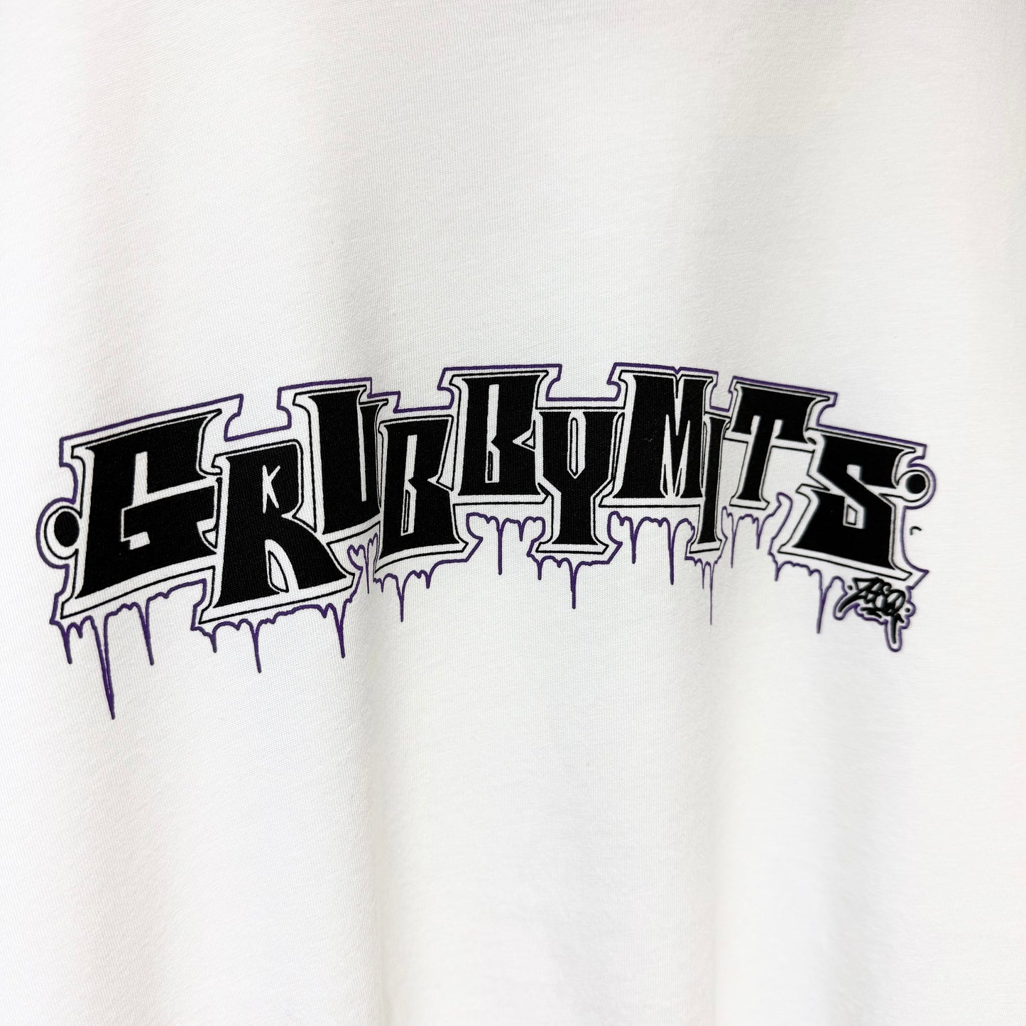 Zeso x Grubby Mits Graffiti Logo Tee
